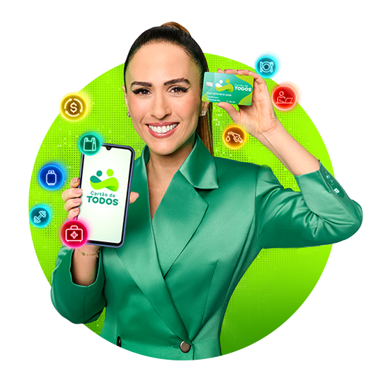 Cliente apresentando o Cartão de Todos e o aplicativo